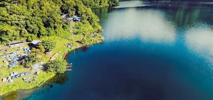 lake holon